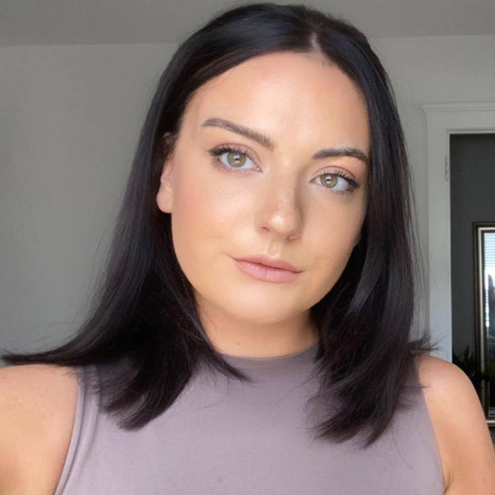 Meet your Posher, Claire